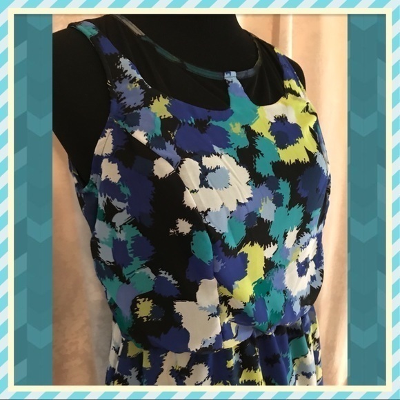 “Star Struck” NWT DARLING DRESS 🦋🦋 - Picture 6 of 8